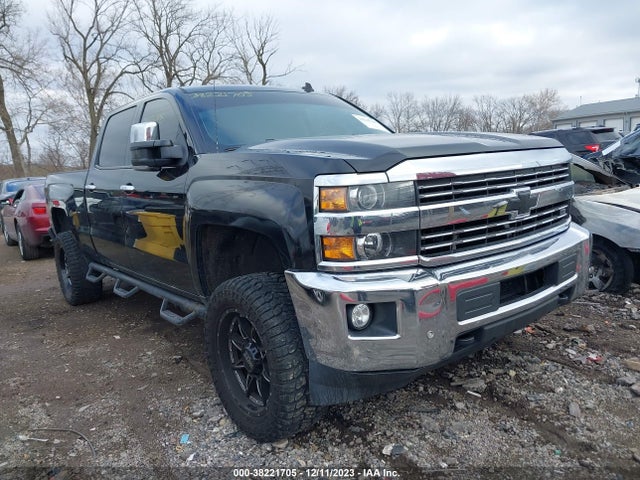 2015 1GC1KWE80FF113999 main image
