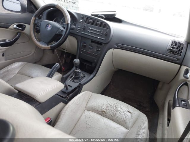 2005 SAAB 9-3 YS3FB45SX51001320 Photo 4