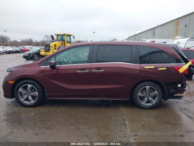 5FNRL6H86JB000650 Honda Odyssey Touring