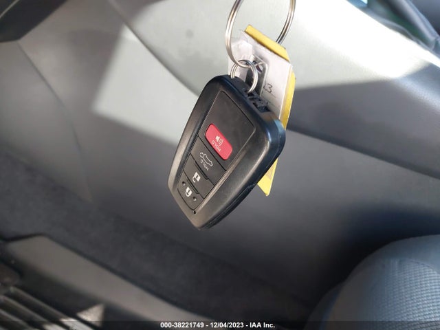 2023 TOYOTA RAV4 XLE VIN: 2T3P1RFV8PW398597