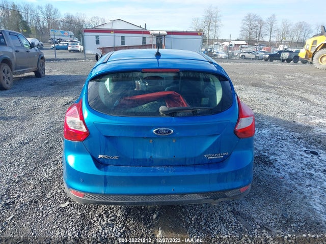 2014 FORD FOCUS TITANIUM VIN: 1FADP3N24EL103149