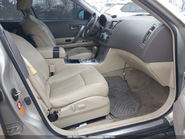 2008 INFINITI FX35 VIN: JNRAS08W78X204210