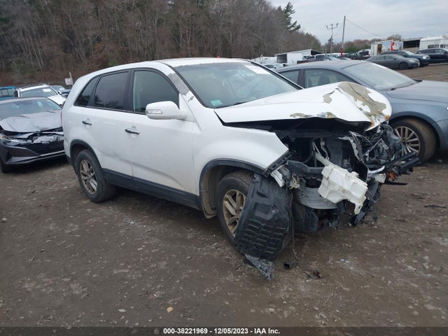 KIA SORENTO LX 2014 5XYKT3A65EG526517 Image 1