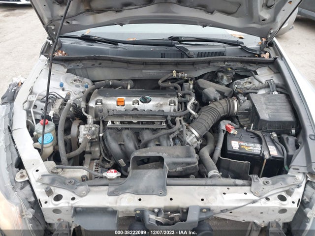 2010 HONDA ACCORD 2.4 LX VIN: 1HGCP2F31AA027307