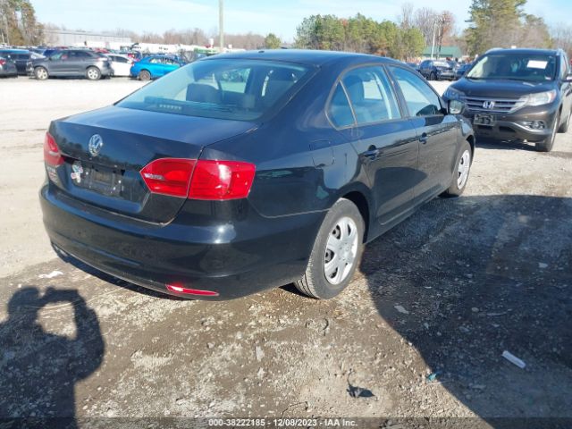 3VW2K7AJ8EM328030 Volkswagen Jetta 2.0l S