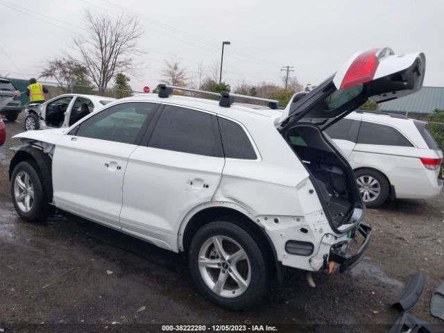 2021 AUDI Q5 WA1AAAFY8M2116880 Photo 2