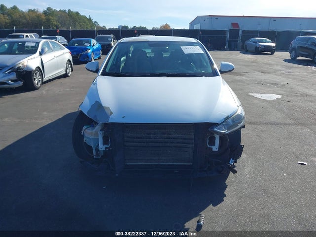 2017 HYUNDAI ELANTRA SE VIN: 5NPD84LF5HH003086