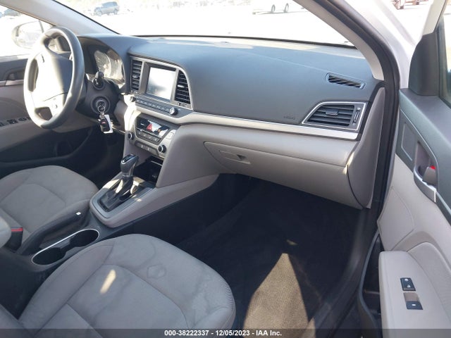 2017 HYUNDAI ELANTRA SE VIN: 5NPD84LF5HH003086