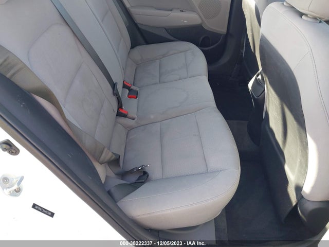 2017 HYUNDAI ELANTRA SE VIN: 5NPD84LF5HH003086