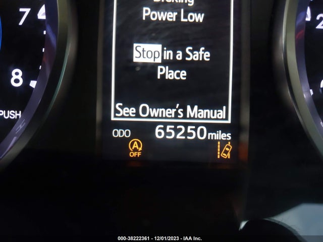 2018 TOYOTA HIGHLANDER LE PLUS VIN: 5TDZZRFH6JS242076