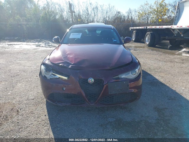 Alfa Romeo Giulia Rwd 2018 ZARFAEBN8J7566581 Image 12