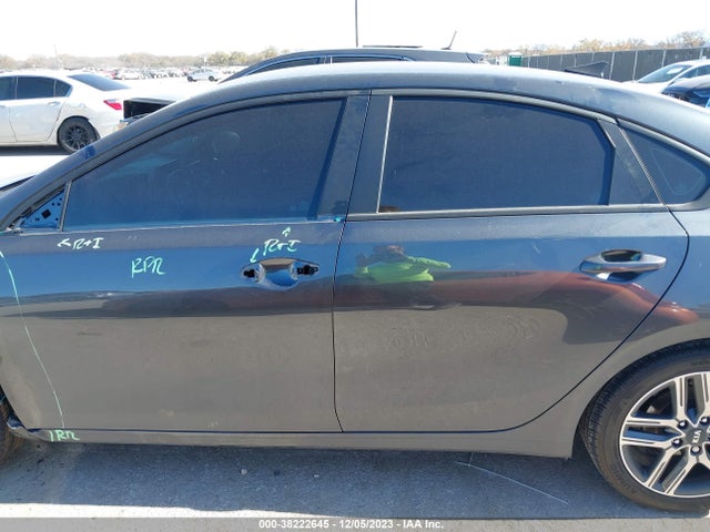 2019 KIA FORTE S VIN: 3KPF34AD2KE033800