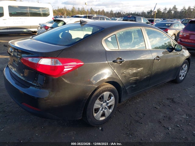 KIA FORTE LX 2015 KNAFK4A69F5433825 Image 4