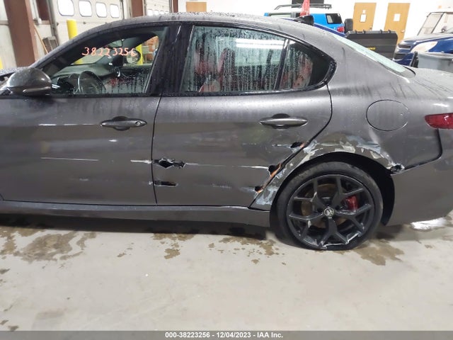 ZARFANAN3L7634838 Alfa Romeo Giulia Sport Awd