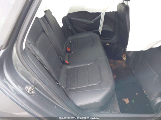 1VWAT7A36GC037363 Volkswagen Passat 1.8t R-line/1.8t S