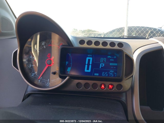 Chevrolet Sonic Ls Auto 2015 1G1JA6SGXF4185201 Image 7