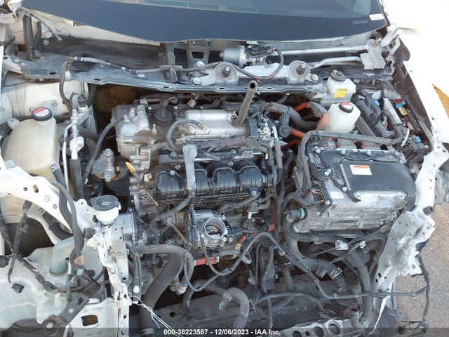 Toyota Prius Two 2015 JTDKN3DUXF1919872 Image 10