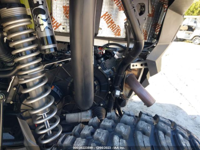 2023 POLARIS RZR 3NSRAE925PF363359 Photo 8