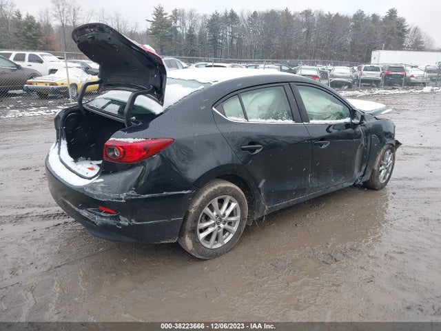 2018 MAZDA MAZDA3 SPORT VIN: 3MZBN1U70JM239258