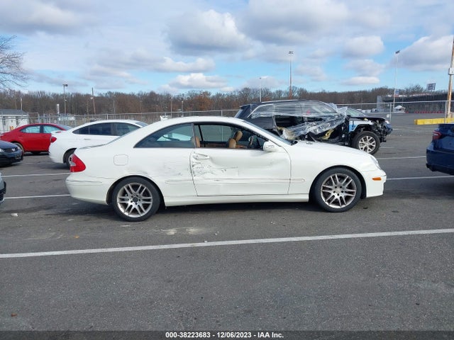 2008 MERCEDES-BENZ CLK 350 VIN: WDBTJ56H08F238880