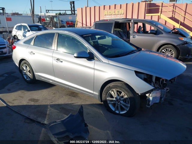 Hyundai SONATA SE 2015 5NPE24AF0FH002059 Image 14
