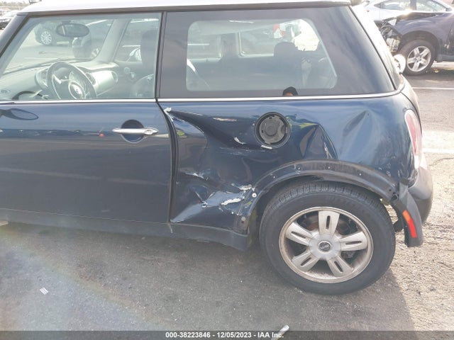 2006 MINI COOPER WMWRC33536TJ74737 Photo 5