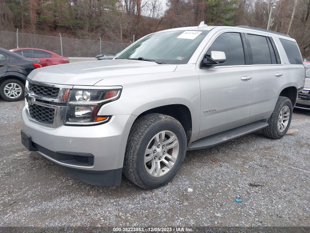 Chevrolet Tahoe Lt 2018 1GNSCBKC9JR342876 Image 2