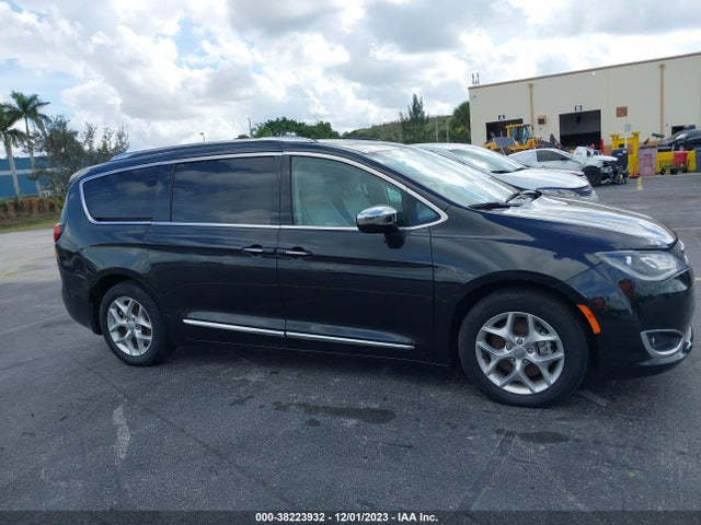 Chrysler Pacifica Limited 2020 2C4RC1GG3LR199207 Image 13
