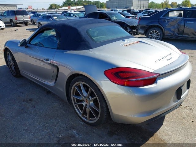2013 PORSCHE BOXSTER WP0CA2A8XDS114172 Photo 2