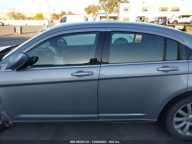 2013 CHRYSLER 200 TOURING VIN: 1C3CCBBB4DN539085