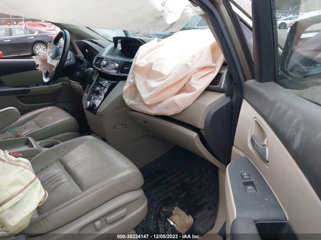 2011 HONDA ODYSSEY EX-L VIN: 5FNRL5H67BB005804