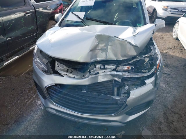 Chevrolet Trax Lt 2018 KL7CJLSB8JB674555 Image 6