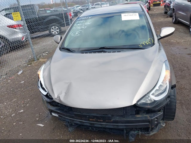 2016 HYUNDAI ELANTRA SE VIN: 5NPDH4AE0GH751463