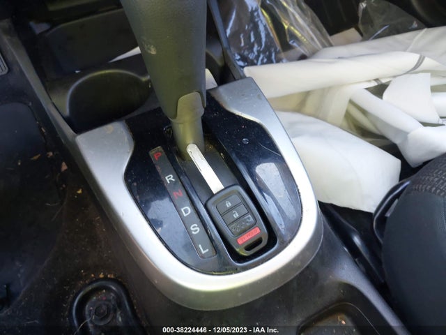Honda FIT LX 2017 JHMGK5H56HS023769 Image 11
