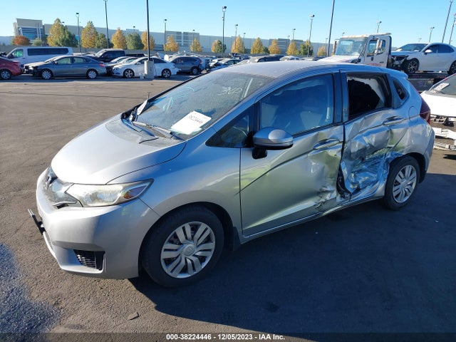 Honda FIT LX 2017 JHMGK5H56HS023769 Image 2