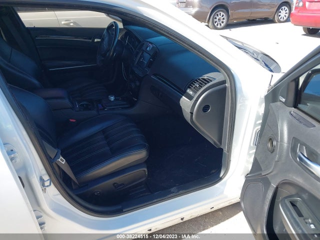 2C3CCABG7KH628600 Chrysler 300 300s
