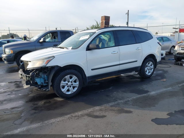 Chevrolet Traverse Ls 2014 1GNKRFKD2EJ251595 Image 2