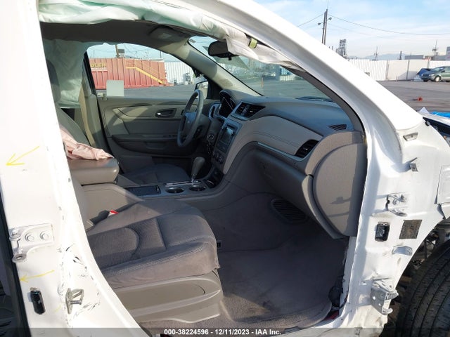 Chevrolet Traverse Ls 2014 1GNKRFKD2EJ251595 Image 5