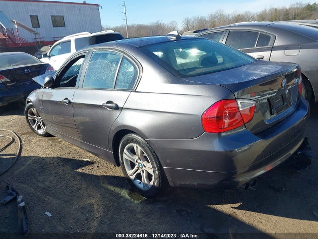 2008 BMW 328I VIN: WBAVA33518KX88392