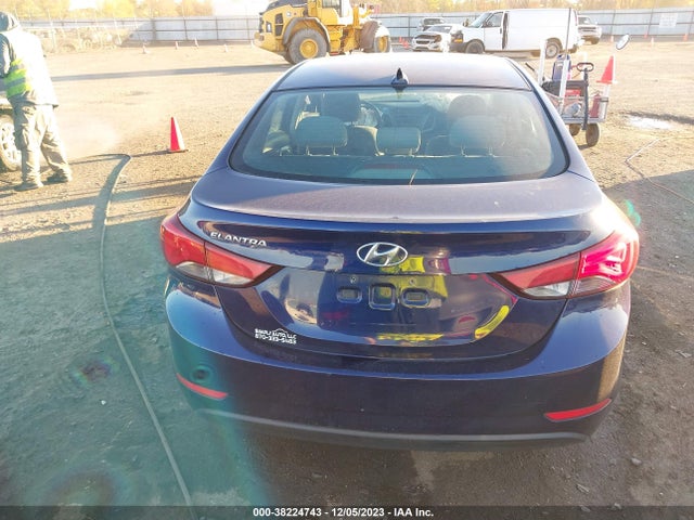 Hyundai ELANTRA SE 2014 5NPDH4AE3EH502443 Image 16