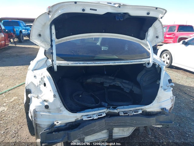 Hyundai ELANTRA SE 2015 5NPDH4AE8FH628895 Image 17