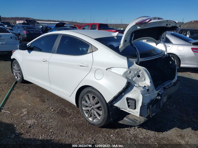 Hyundai ELANTRA SE 2015 5NPDH4AE8FH628895 Image 3