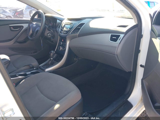 Hyundai ELANTRA SE 2015 5NPDH4AE8FH628895 Image 5