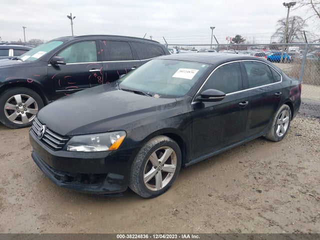 2012 VOLKSWAGEN PASSAT 2.5L SE VIN: 1VWBP7A31CC070483