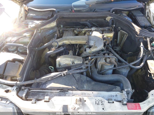 1990 MERCEDES-BENZ 300 D VIN: WDBEB28D9LB219629