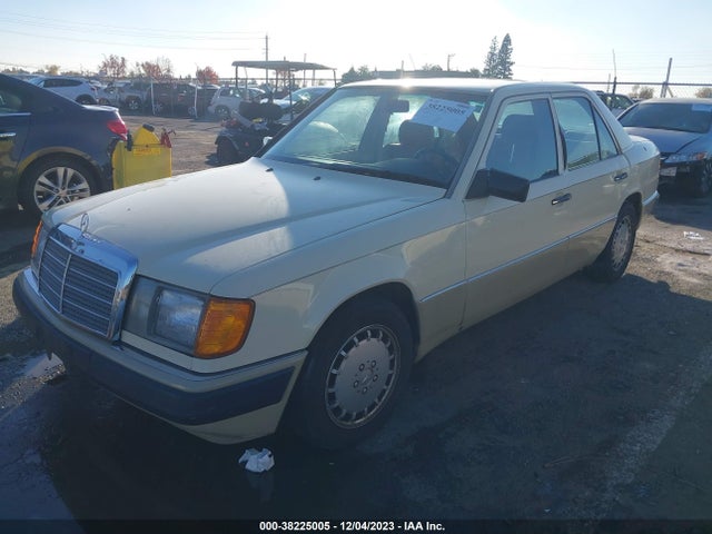 1990 MERCEDES-BENZ 300 D VIN: WDBEB28D9LB219629