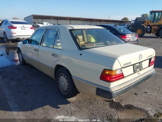 1990 MERCEDES-BENZ 300 D VIN: WDBEB28D9LB219629