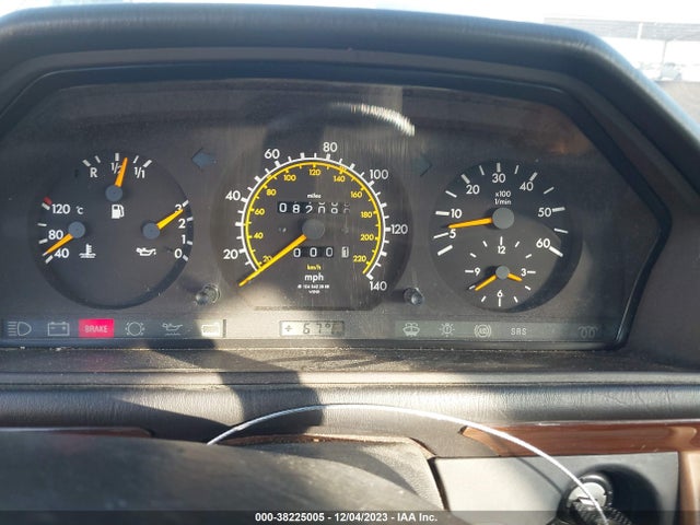 1990 MERCEDES-BENZ 300 D VIN: WDBEB28D9LB219629