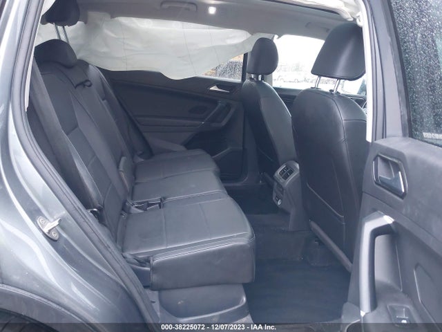3VV2B7AXXJM215649 Volkswagen Tiguan 2.0t Sel/2.0t Se