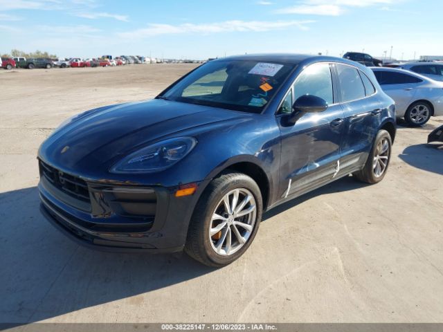 2022 PORSCHE MACAN WP1AA2A56NLB00146 Photo 1